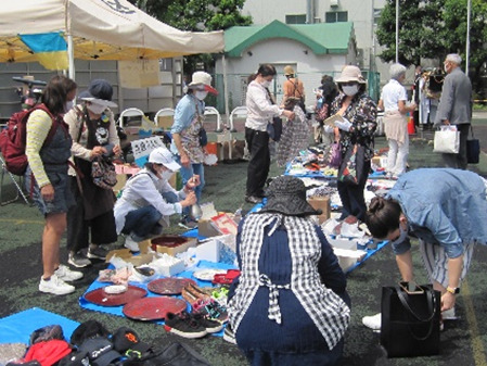 Relief bazaar for the refugees from Ukraine